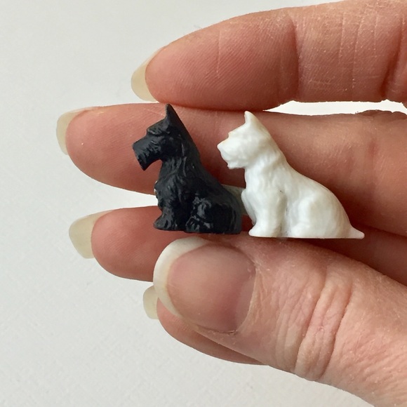 Authentic Original Vintage Style Jewelry - Vintage 30’s 40’s Plastic Scottie Dog Westie Pin